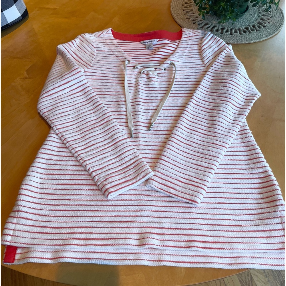 Tommy Bahama lace up sweatshirt. Size S/P
